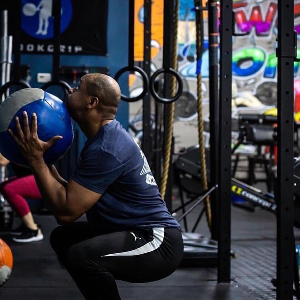 CrossFit_NQ's tweet photo. Happy happy birthday to you @RohanCrawford!!!!! Hope you enjoyed your day...look forward to seeing you soon and handing out your birthday burpees in person! We’re lucky to celebrate you today even if from afar! 🎂 🎁 🍰 💪🏻 #CFNQ https://t.co/PrWLxtsq1c
