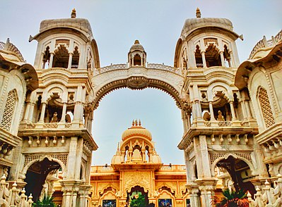 __Interfaith__'s tweet photo. #Vrindavan "is one of the most #sacred places in #Vaishnavism....where, according to #Hinduism, Lord #Krishna spent most of his childhood days....The town hosts many #temples dedicated to the worship of #Radha and Krishna."
https://t.co/486PacKxWc #IFMWM https://t.co/RmxZotz1OC