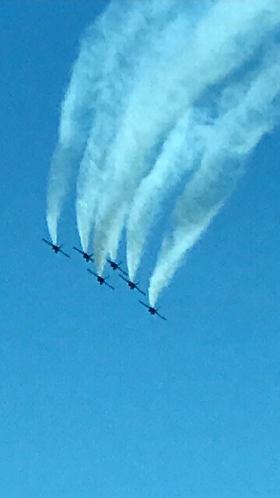 KeyCtrSchool's tweet photo. Thanks to a friend on the inside @InovaHealth - for a better view than I had. MANY THANKS to ALL our First Responders and all Health Care workers!! @AFThunderbirds @BlueAngels #AmericaStrong #SafetyISFreedom https://t.co/FbQ3JnI2hn