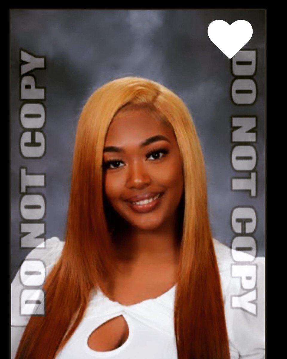 Thats_queendeee's tweet image. BIG FISH 💚💪🏾 #MSU2020 #Firstgengrad #DonewithmyB.S