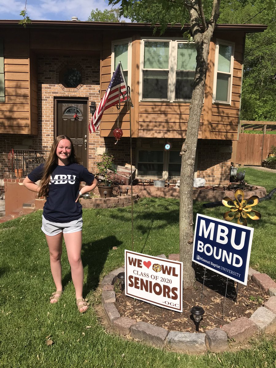 delana_mentel's tweet photo. New sign addition to the yard :) 
#MBUBound https://t.co/zeoxU5k8Tq