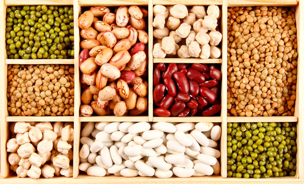 BacettoB's tweet photo. I legumi come fonte inesauribile di vitamine e proteine, tornano sulle tavole degli Italiani.

 https://t.co/ox45KntJ0a https://t.co/DstYG7KJ3k