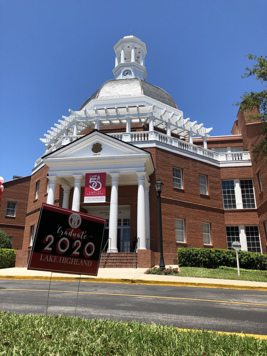 Congratulations to the LHP Class of 2020! @lhpclassroom #lhps #classof2020 #seniorcarparade