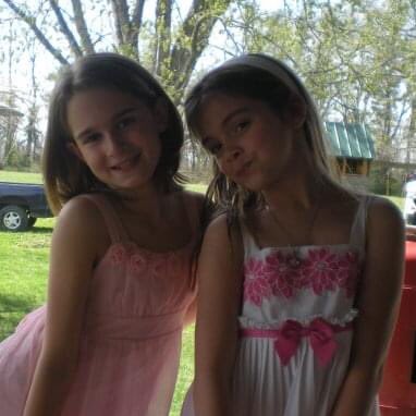 please please please pray for my sister, <a href="/savannahksmith_/">Savannah Smith</a> 💘