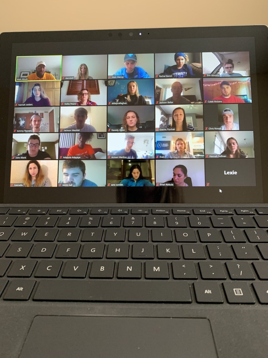 dkeller330's tweet photo. β¦@UB_Bullsprideβ© Great afternoon with SAAC! Getting ready for E-board elections! Good luck everyone! Thank you β¦@Alnutt41β© for joining and providing updates! #futureleaders #alonetogether #SocialDistancing #UBStrong #takingMACtion #UBHornsUp ππ€πΌ https://t.co/jpXorCDFcX