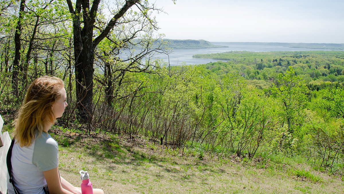 mndnr's tweet photo. REMINDER ON STATE PARK OVERNIGHT USE: Consistent with @GovTimWalz's executive order, we've extended the temporary closure of campgrounds, lodging, and rental facilities until May 18. Learn more at https://t.co/PO8zoBfYyB. #COVID19 https://t.co/6pFemc8JP9
