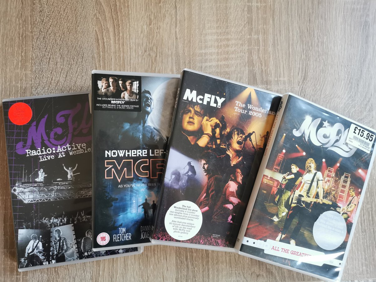 amyx186's tweet photo. Its Mcfly day for me and @Klm2290, we would be in Leeds right now ready for @mcflymusic to come on stage!! So, which one to watch... https://t.co/bKzJZ20W72
