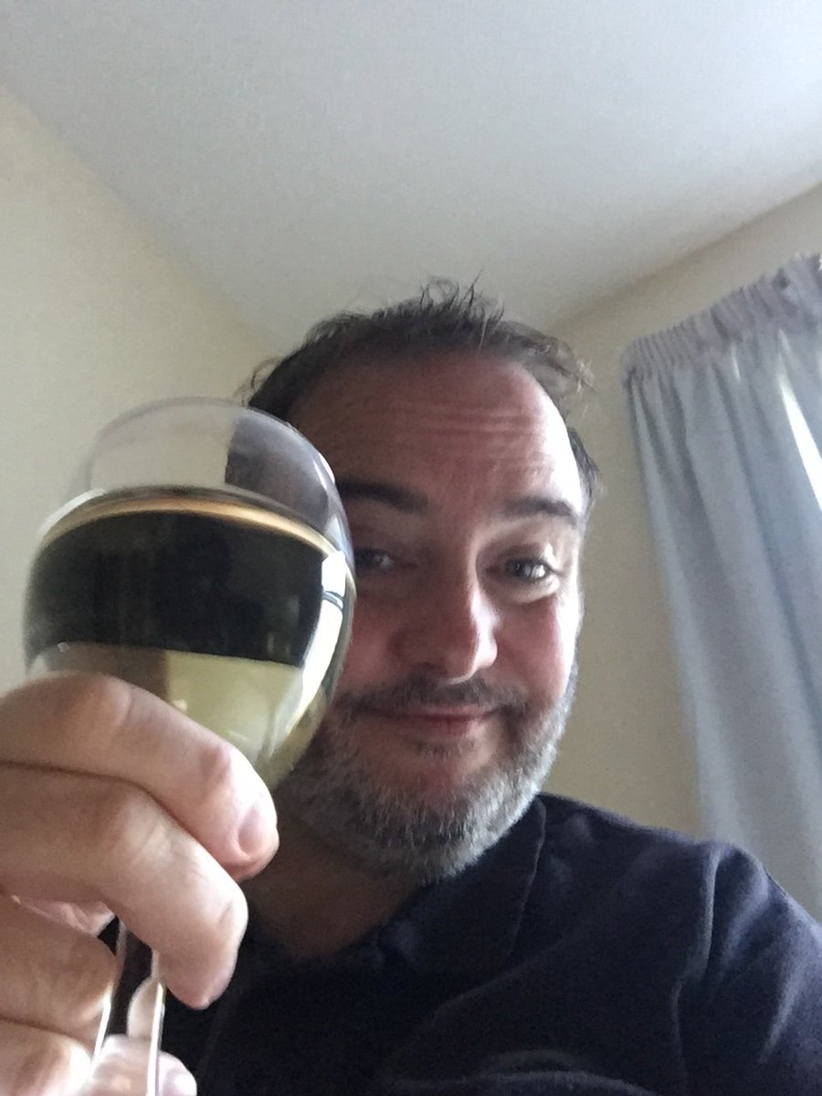 stuartmozza5's tweet image. Cheers @OwenSonya  first try x