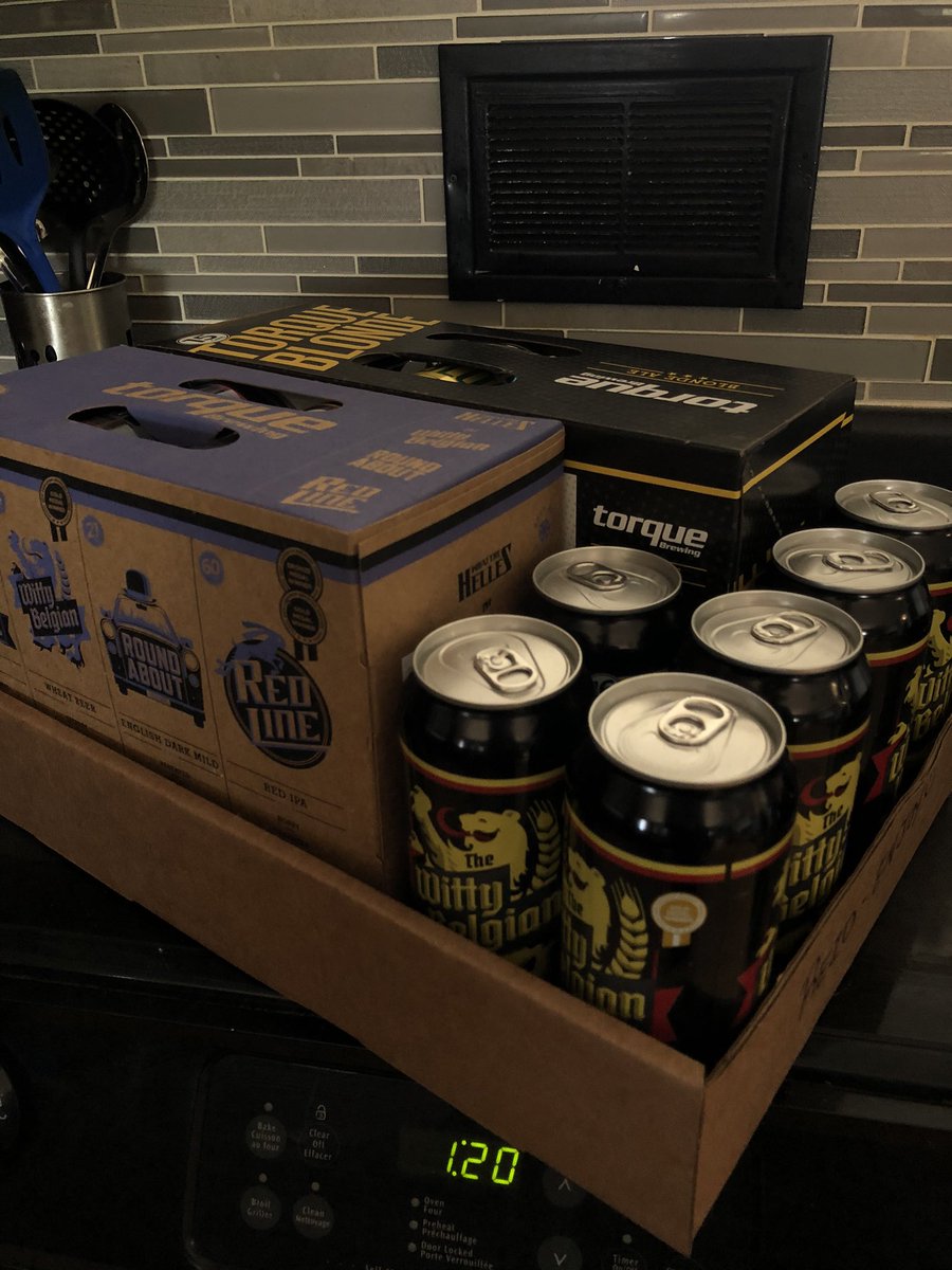 TeetsTweets19's tweet photo. That was quick.  Same day delivery.  Thanks @torquebrewing https://t.co/EffLKU86ct