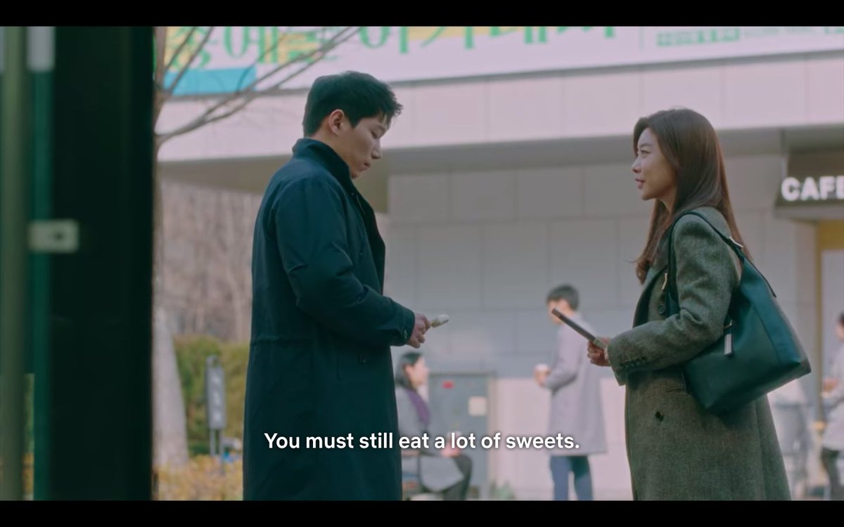 we had met Shin Jae’s psychiatrist before in Korea. But, suddenly she appeared again in what we supposed to think as Corea. This two scenes seem like in one timeline when it supposed to be in different world.  #TheKingEternalMonarch