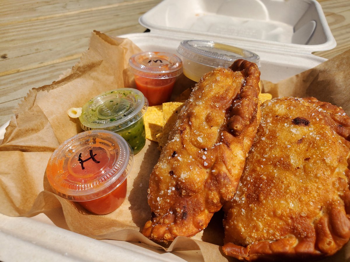 ChesterHildeBr3's tweet photo. .@Jacob_Frey time to get over to @MidNordTrucks pick up the best empanadas and churros plus grab a bizingo card. @IsoBIZingo #bestcityinamerica #onlyinmn #minneapolis #supportlocal https://t.co/28tdJZLs5l