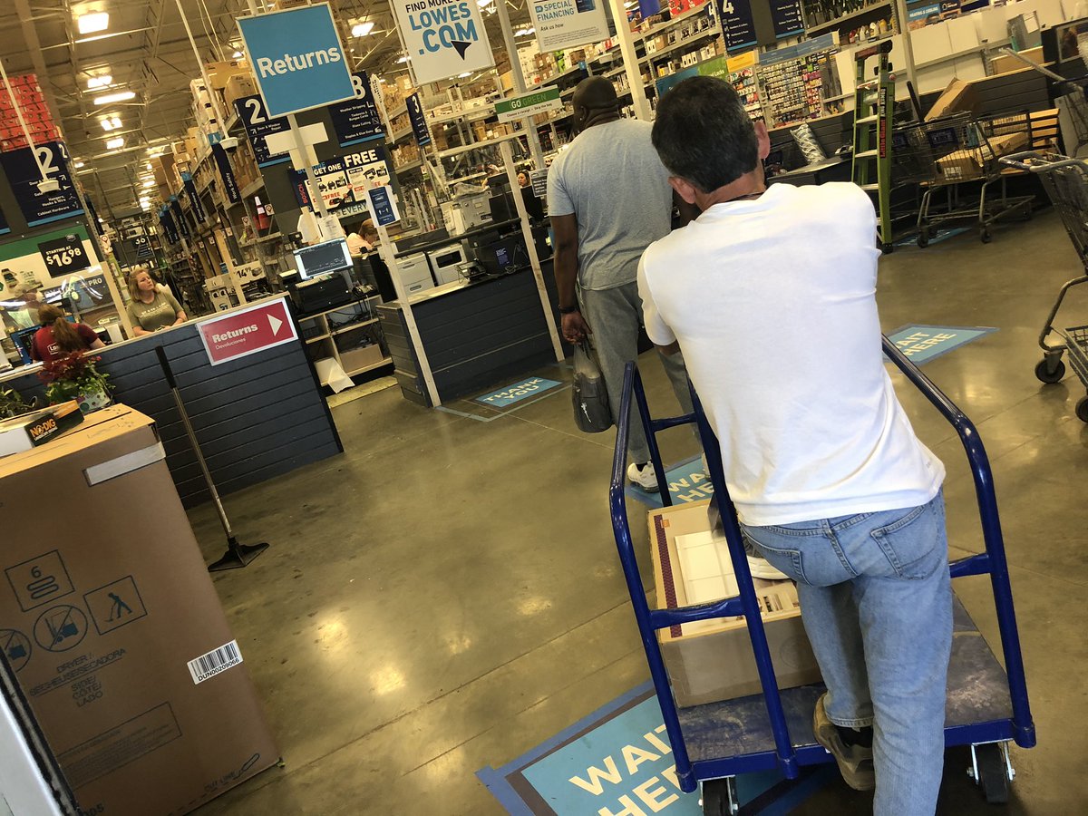 Kshafer11's tweet photo. Hey @Lowes check this out... can y’all do better? I hear employees like overtime 👌 https://t.co/xqopdrhBzo