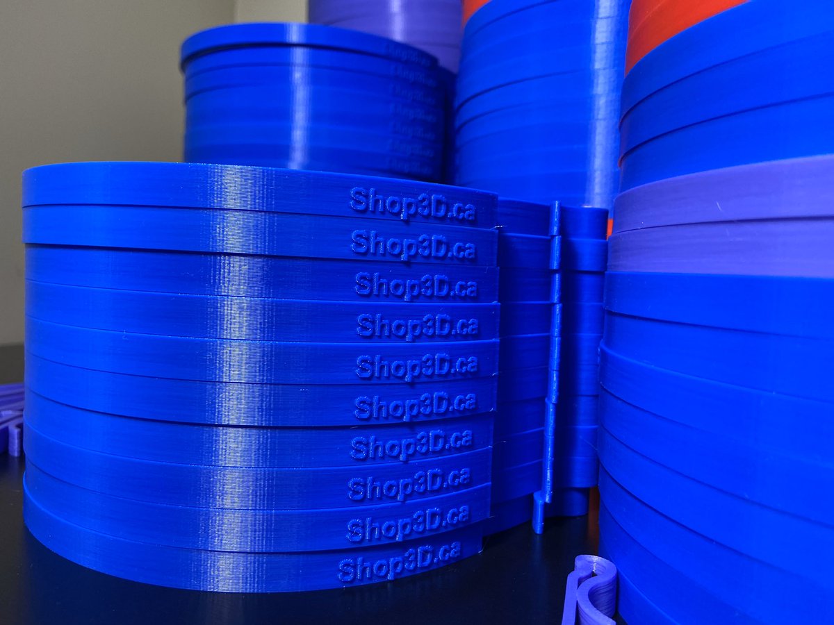 flywithmefpv's tweet photo. Printing 1 face shield at a time for our frontline heroes🤜🤛👍👍👍  @Shop3Dca #FrontLineHeroes @CovidStopCanada https://t.co/j6zkWLC6YK