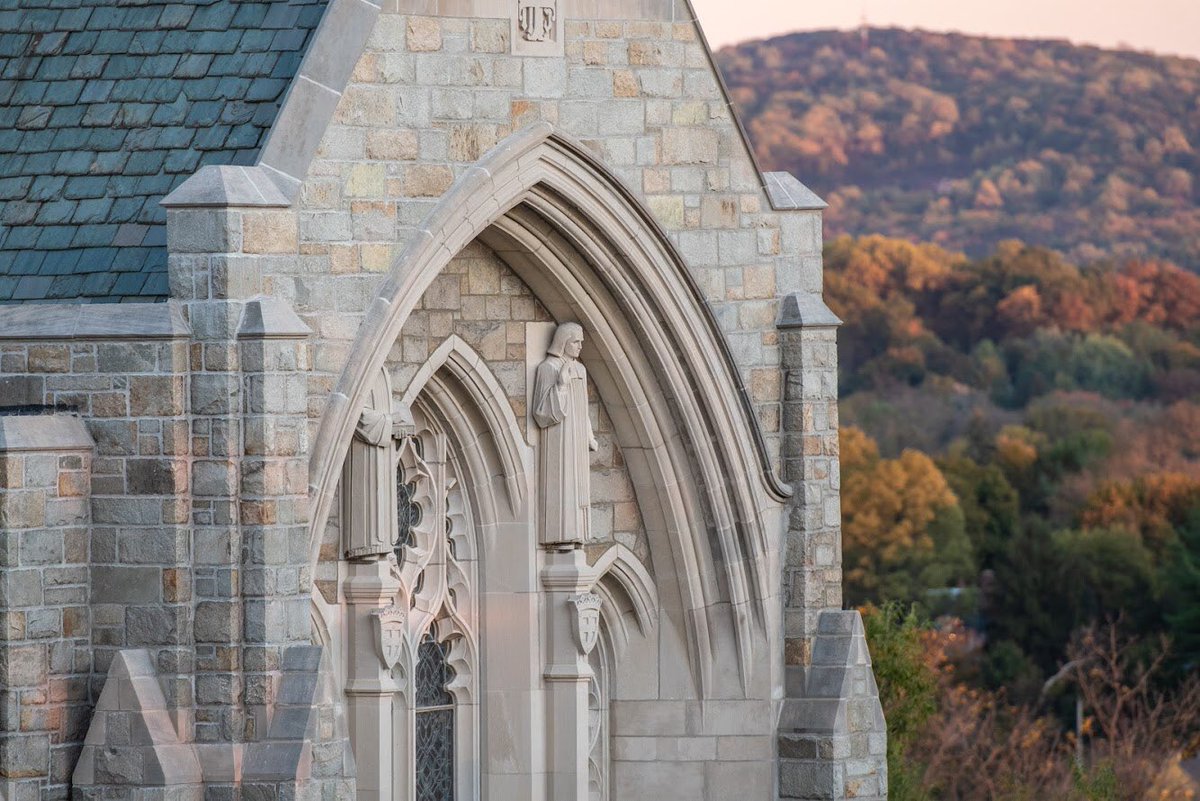Muhlenberg's tweet photo. Our online 2020 Honors Convocation ceremony begins soon. Join us at 3 p.m. this afternoon via the link sent to campus email and use #MuhlenbergHonors to participate in the celebration on social media. 🎓 https://t.co/EPMSZ6sMM6