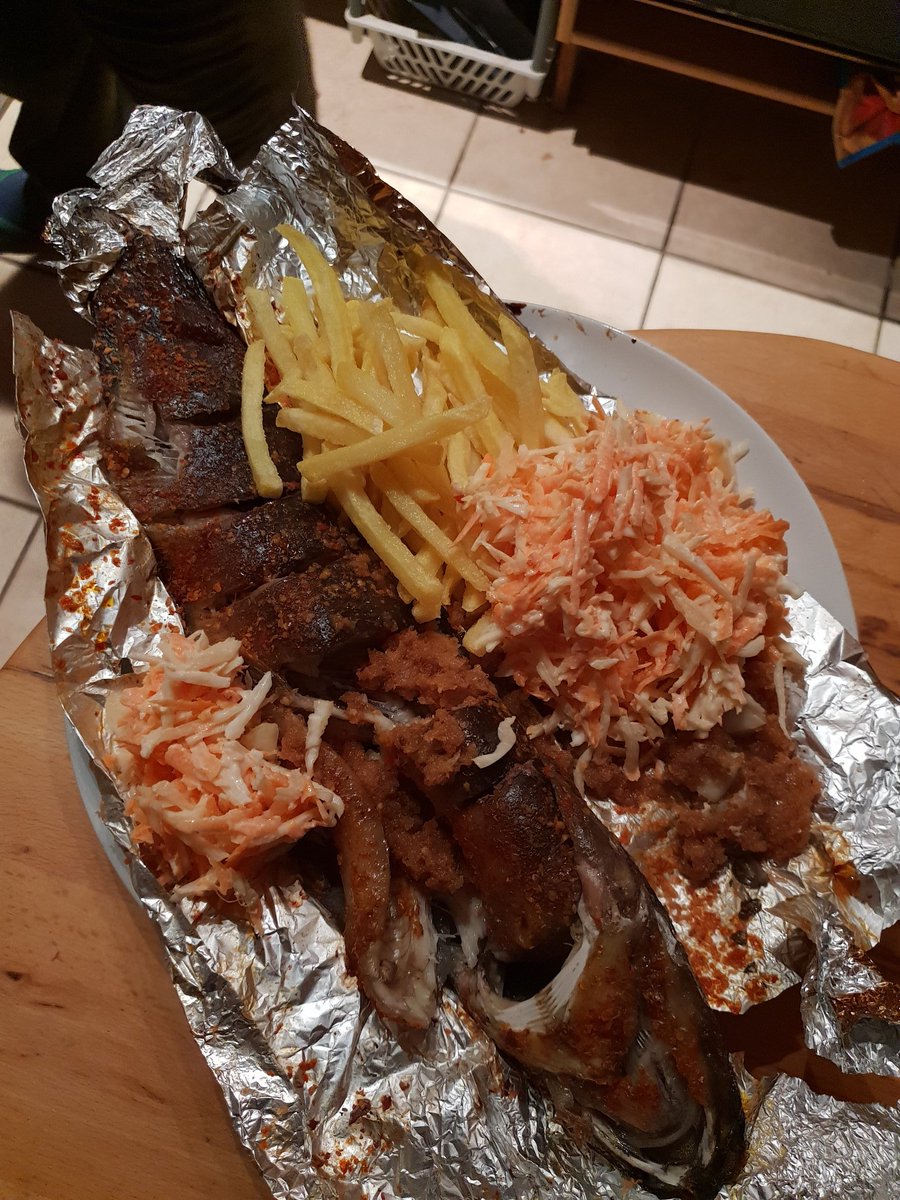 semsy29's tweet photo. working on my kitchen game, gona perfect it soon. #foodie #quarantine #cookinghobby #grilledfish #lockdown #StaySafeStayHome #baegoals #kitchengame https://t.co/LQIrKniNTg