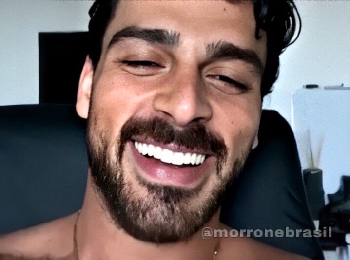 MorroneBrasil's tweet photo. 📸 | Foi bom sair de casa, Mik na live de hoje, ele finalmente pode sair de casa e foi fazer uma visita ao seu amigo @raffaelecerracchio 🖤 Sessão sorriso 🙃 #michelemorrone https://t.co/wwkQYBaGFS
