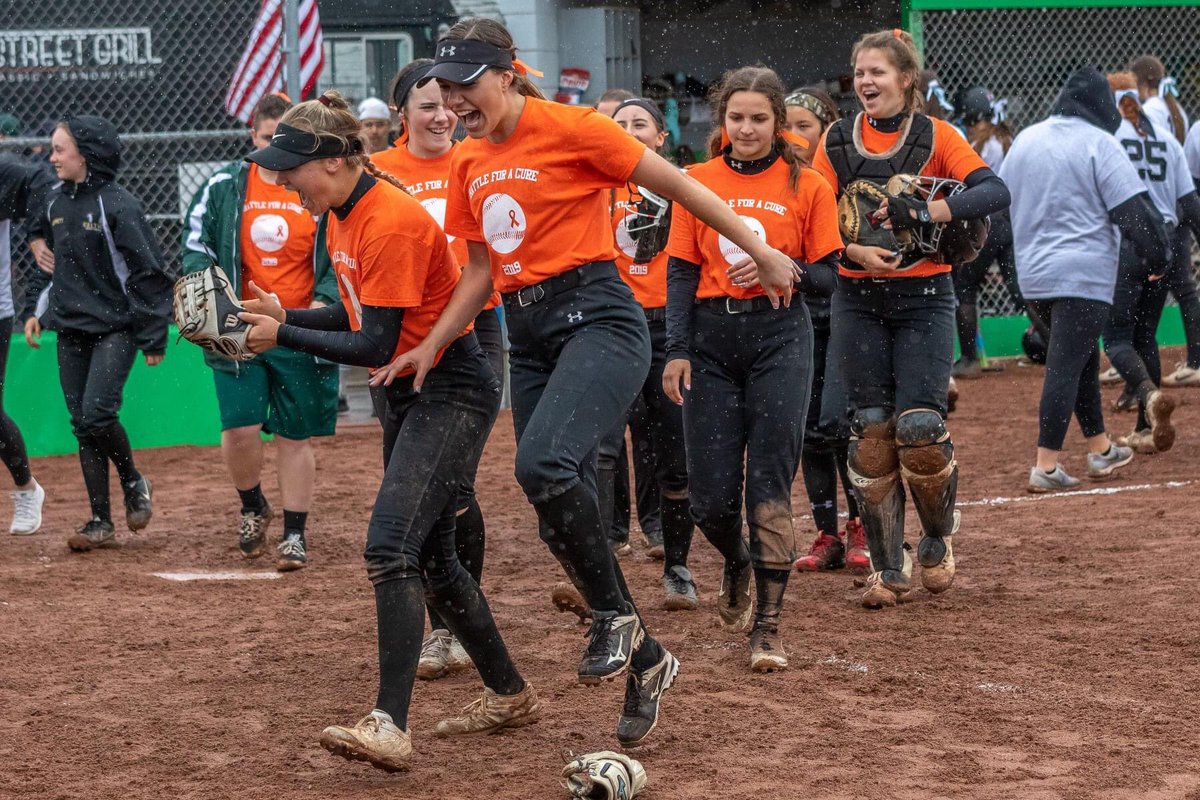 Today was supposed to be Dublin’s Battle for the Cure, so we figured a #tbt of last years would do the trick 🏆