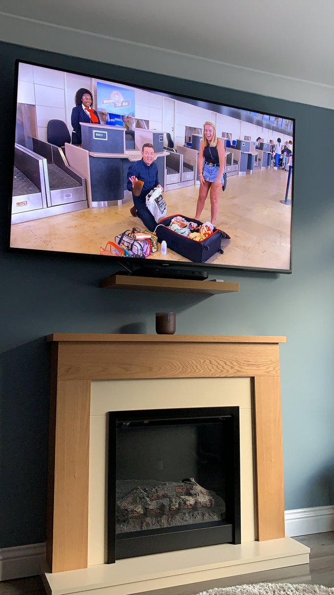 Emily Davies tweet media