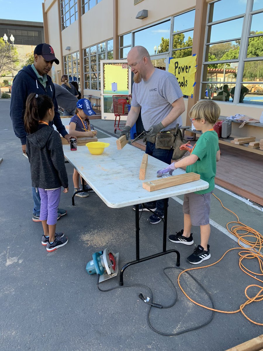 Dani Phillips tweet media