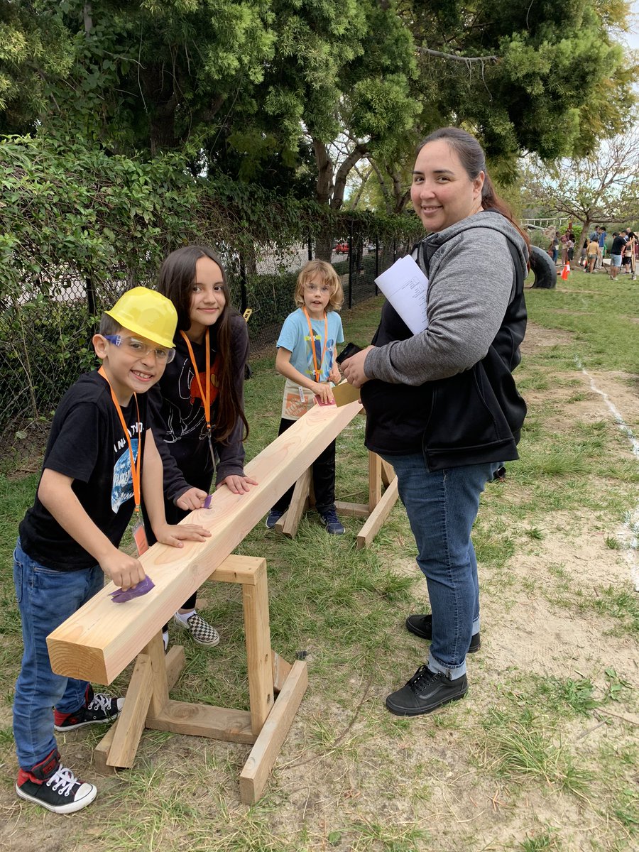 Dani Phillips tweet media