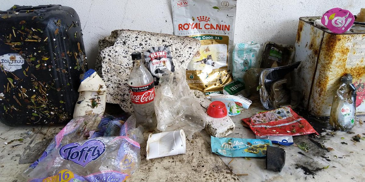 Our Litter Trap in Rotterdam is emptied again and this is what we find: 0.7m3 of plastic litter consisting of jerrycans, candy wrapping, cat food packaging, yogurt cups, soap bottles, foam, cups, pet bottles, etc.

CLEAR RIVERS prevents plastics from entering our seas and oceans.
