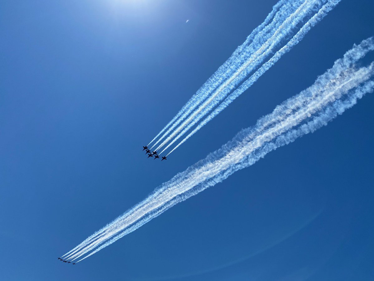 Thanks to @BlueAngels and @AFThunderbirds for your flyover in Atlanta today!  Right over Home Depot 154!  #AmericanStrong