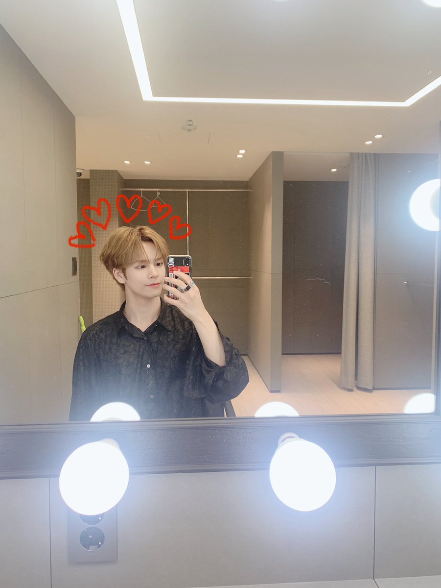Cravity_Ecuador's tweet photo. ♡ Actualización de #SERIM #Fancafe ♡
 2020.05.02

"¡Seguiremos trabajando más duro!
Miembros, los amo..❤️ "

Cravity Ecuador

#Cravity #크래비티 #CravityDebut #HIDEOUT
#REMEMBER_WHO_WE_ARE #BREAK_ALL_THE_RULES https://t.co/sC68uFFbJf