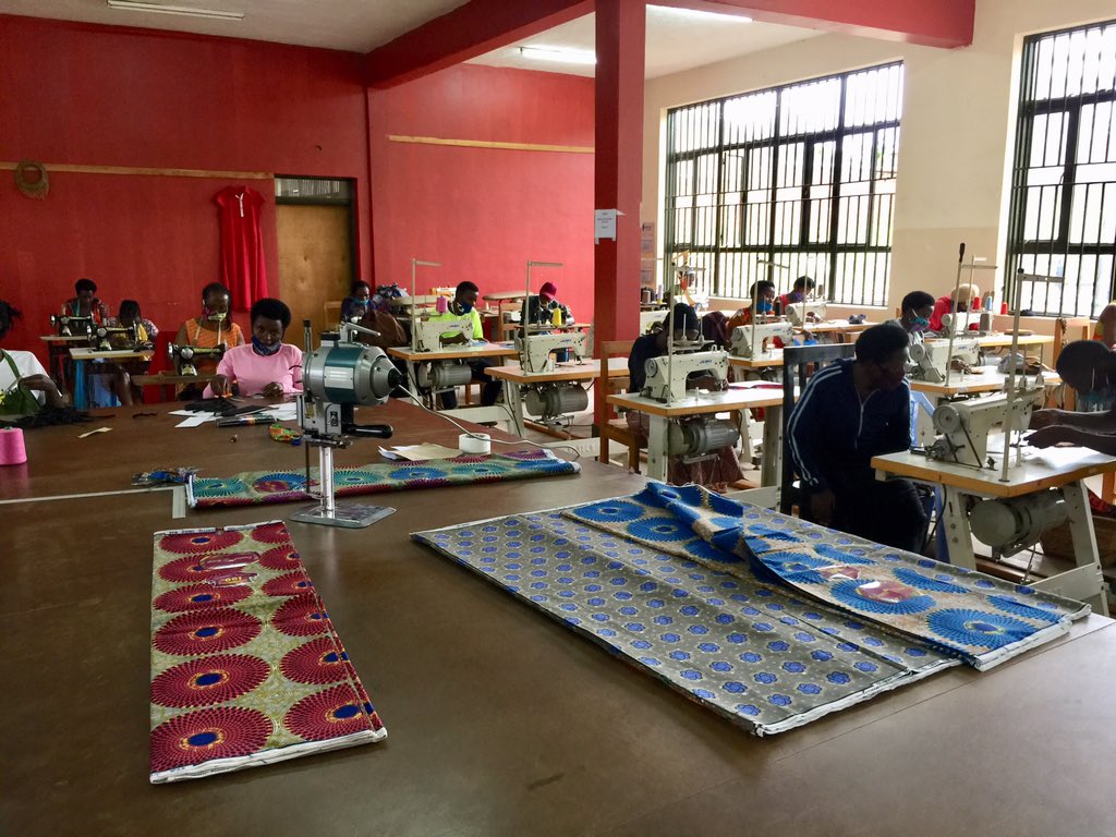 We are excited to join the fight against #COVID19 by partnering with <a href="/GahayaLinks/">Gahaya Links</a> &amp; <a href="/NFNV_Rwanda/">New Faces New Voices Rwanda</a> to produce re-usable protection textile masks for the public, while also reducing the socio-economic impact for vulnerable women by creating jobs for women tailors
📸 <a href="/JoyNdungutse/">Joy Ndungutse</a>