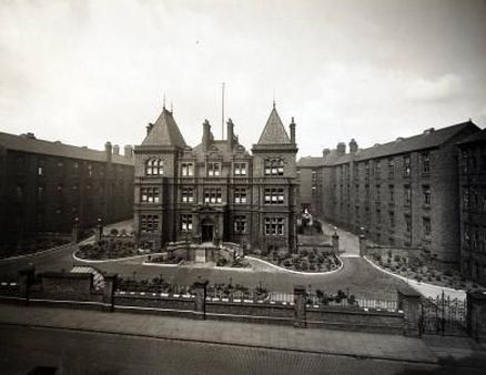 This evening in 1941 would be the last time residents of Liverpool would see these views.........