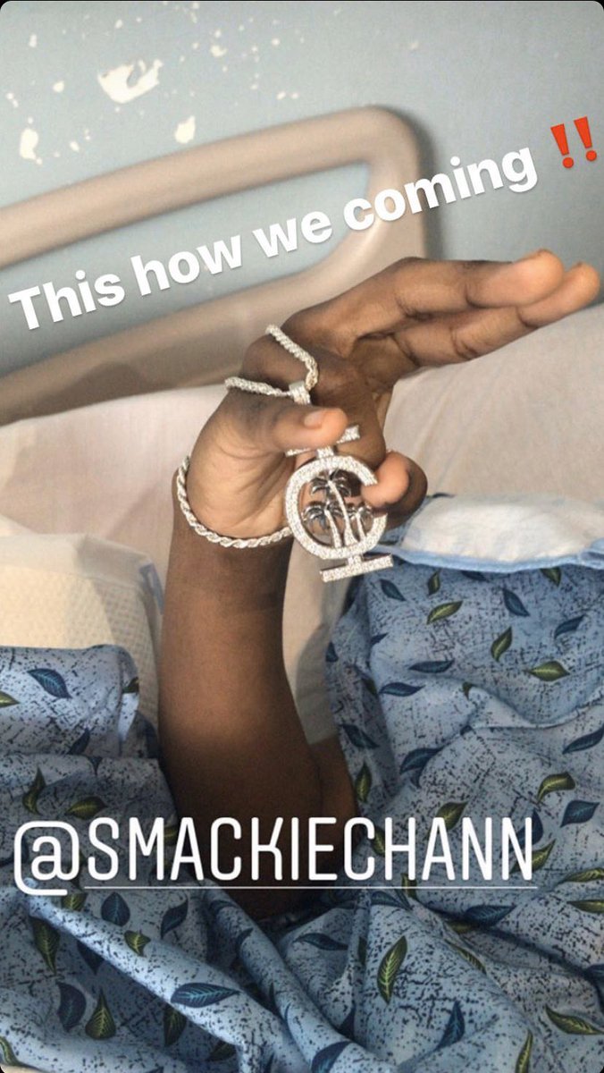 _SmackieChan's tweet photo. Went thru a whole lotta obstacles I swear I did the impossible💯💯 https://t.co/ggyME1lmVq