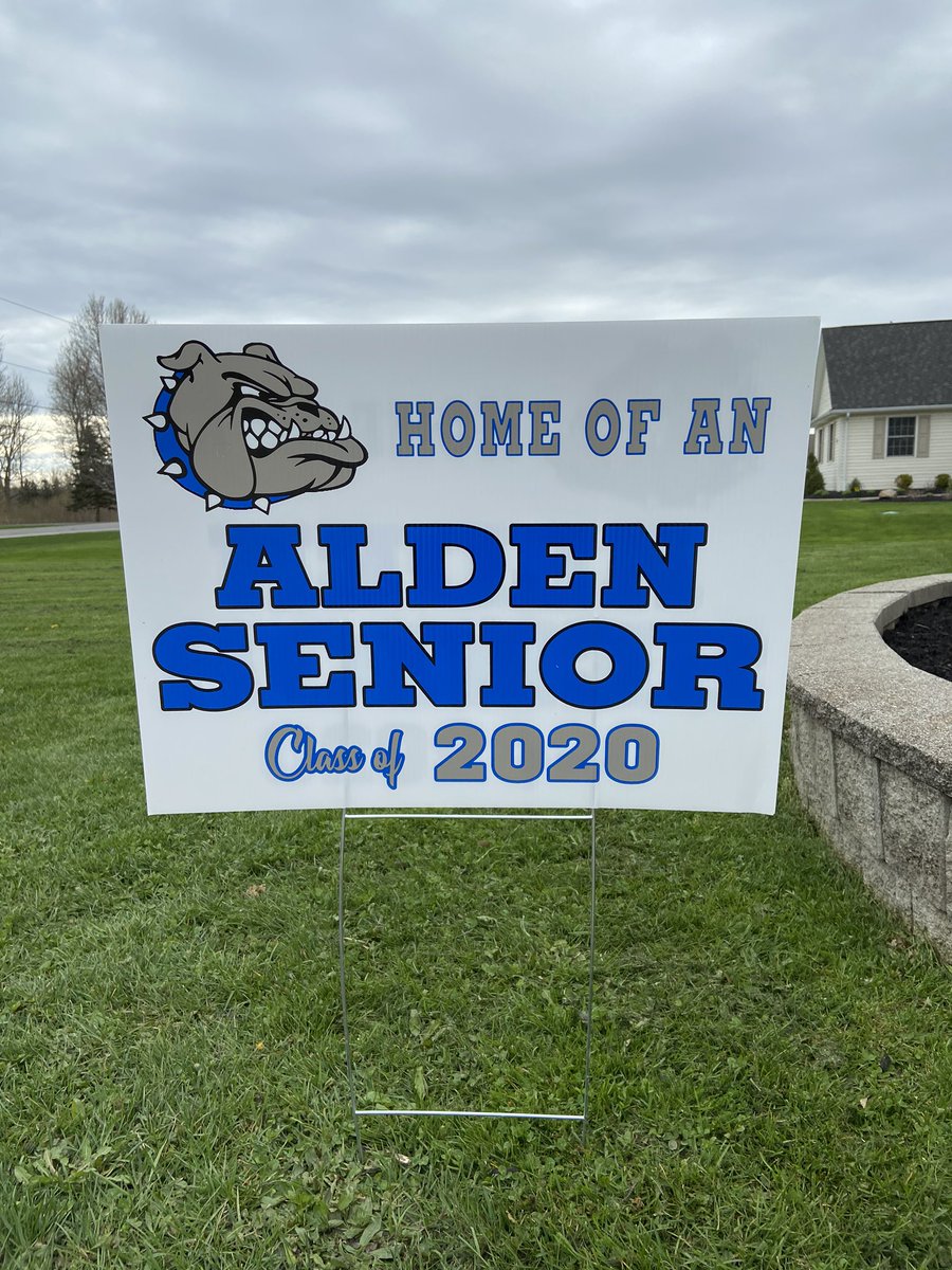 Special delivery to ALL of our seniors today!!! Big thanks to the Football Boosters, XC Boosters and Donate Life Club for donating funds so that we could purchase a sign for every senior!! More pictures to come!! #Classof2020 #BulldogProud