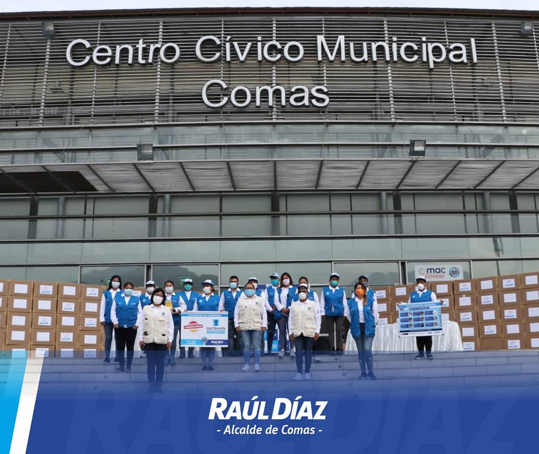 rauldiaz2018's tweet photo. Ministro de Salud @victorzamora  hizo entrega de  50 mil mascarillas comunitarias.
Continuaremos  trabajando de manera articulada en beneficio de los miles de comeños. 
#YoMeQuedoEnCasa #ComasEsPrevención #ComasCambiaContigo #RaúlDíaz #TuVecino
@RaulDiazPe https://t.co/tyX3LZnVcc