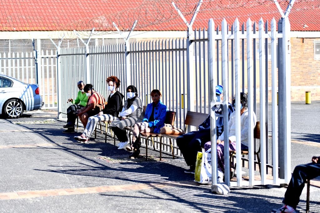 News24's tweet photo. Hypertension, diabetes, cardiac disease most common co-morbidities in SA Covid-19 patients | @kaveels 

https://t.co/PaXh11rzFw https://t.co/Lx9XLwqAli