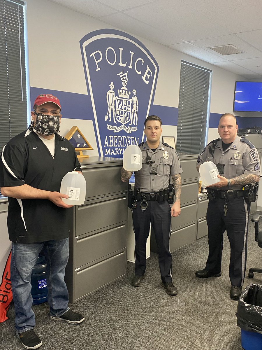 wtigerd's tweet image. Shout out to the @AberdeenPDMD and letting us provide just a small token of our appreciation to them and ALL the front line workers out there... EMS, FD, PD, Medical Professionals etc... together we WILL beat COVID-19. Stay strong! #MarylandStrong #COVID19
