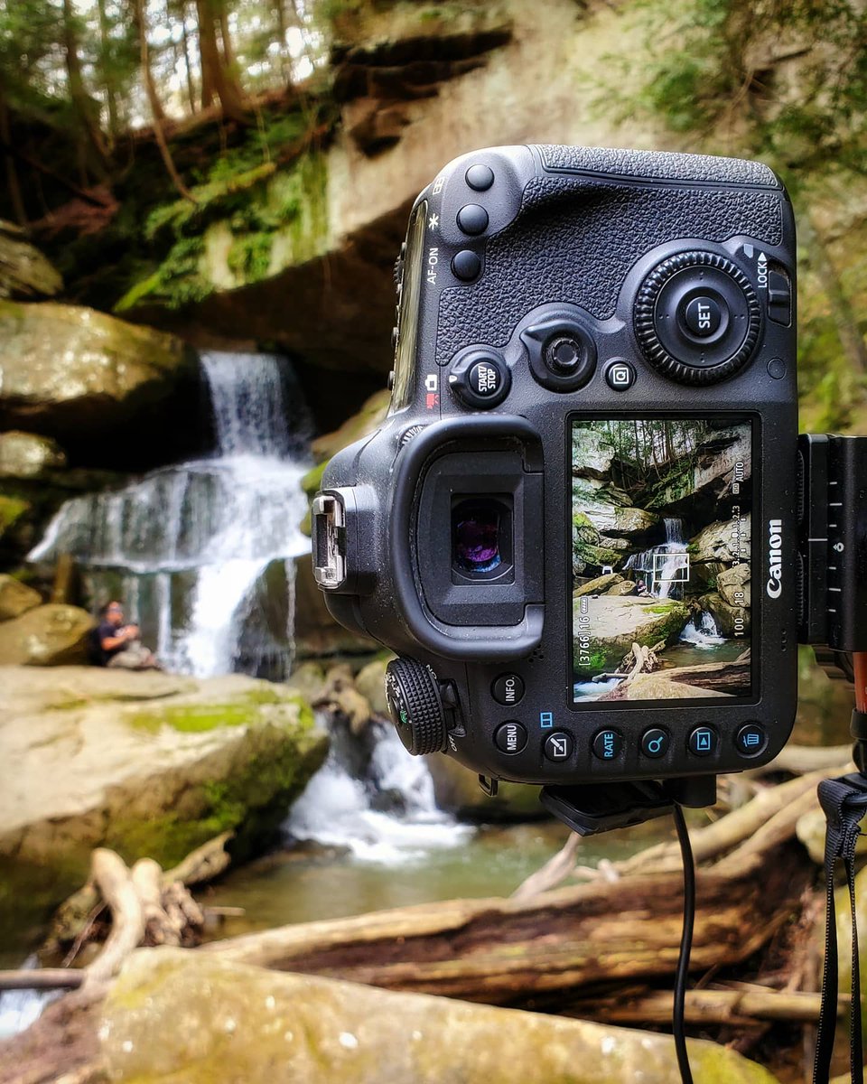 JRWPhotographer's tweet photo. Doing what I love! #capturethemoment #ohiophotographer #waterfalls #naturephotography #nature #hiking #hikemore #canon #ilovephotography https://t.co/sNfyux0wM8