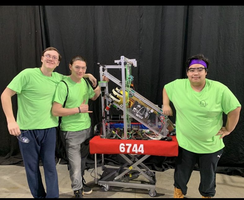 In honor of our seniors, we are going to start Senior Saturday’s! Every Saturday of May, we will post a little bit about one of our three awesome seniors from MHS Pi. Stay tuned to see our awesome seniors! #morethanrobots #seniors2020 #mhspi #wearemehlville