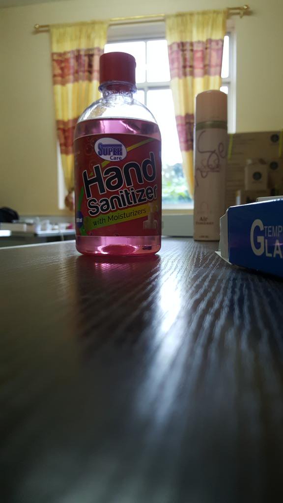 hajiizo1's tweet image. Kitakasa mikono #Pichazasimu #SamsungNote5 #Mikonosalama #Pichapopote