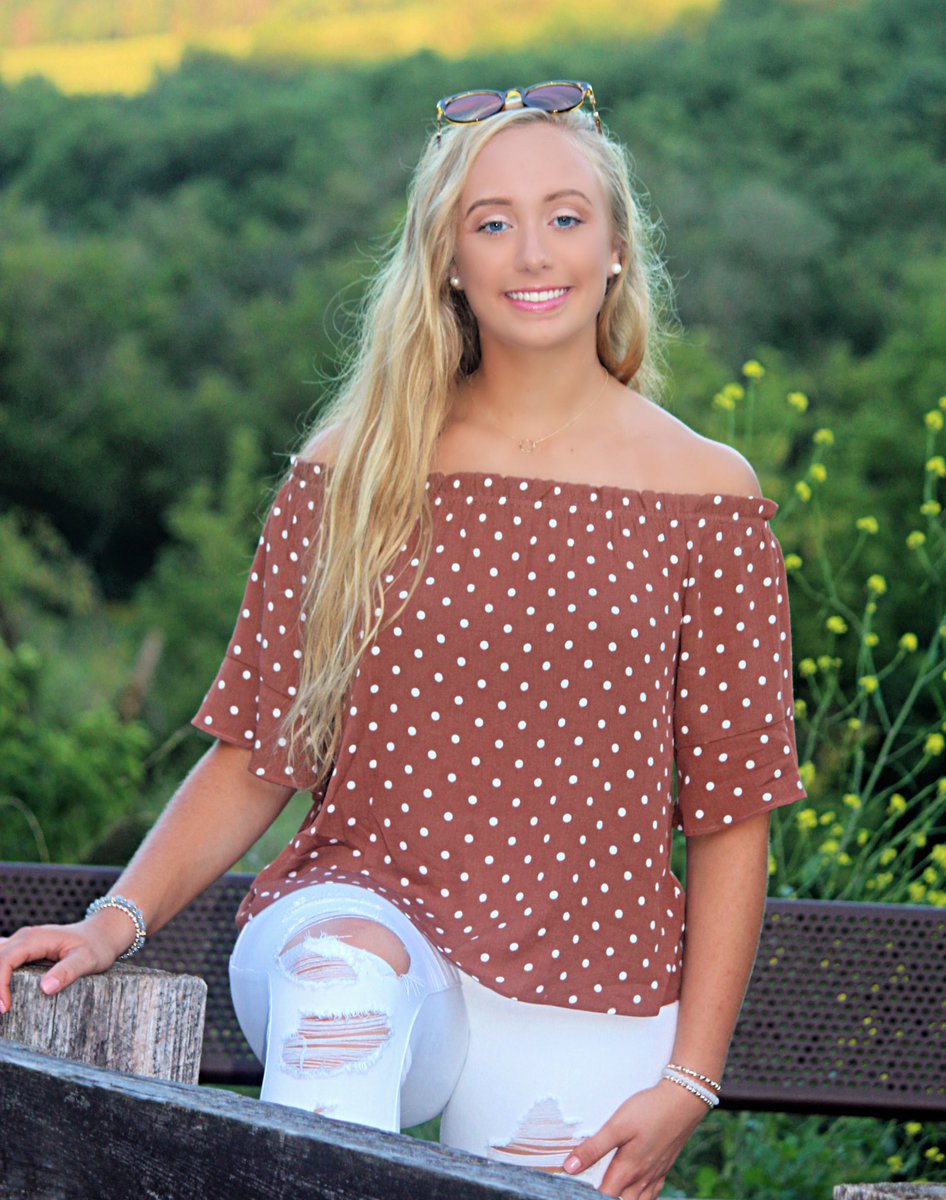 DshsKey's tweet image. Rylee Capesius has been a very valuable member of Key Club throughout the years. We thank her for her service and know her future holds big things!