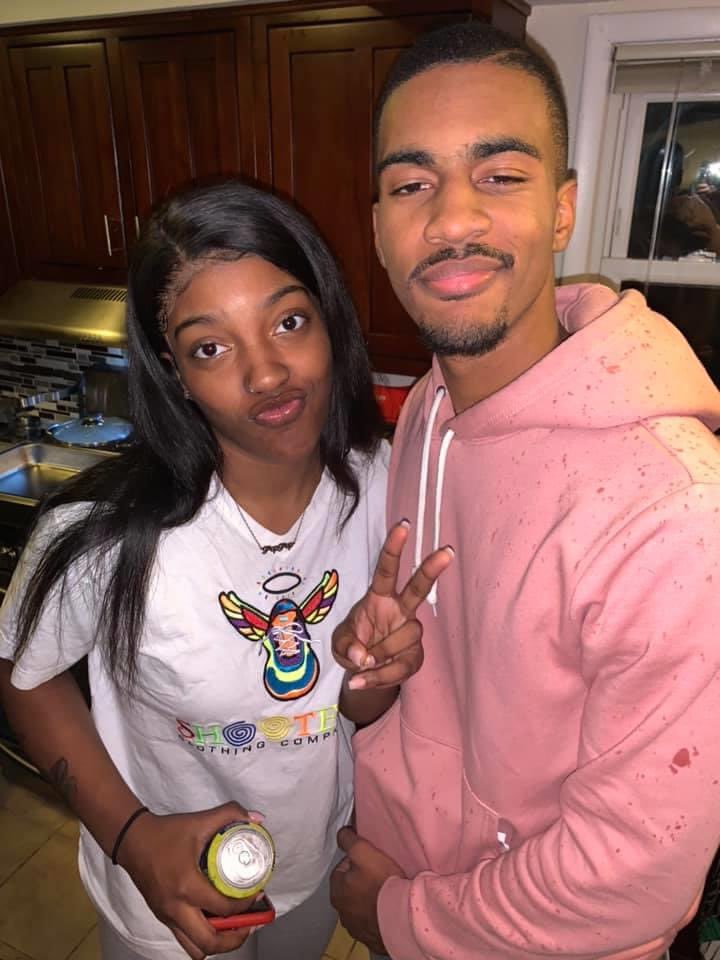 janadrewery's tweet photo. I was diagnosed with breast cancer at the beginning of my daughter’s senior year of HS. 
1 month/1 surgery later I was #cancerfree. My senior graduated as an honor roll student with a bball scholarship close to her Big Bro at SHAW AFB #hbcu #butGOD #claflin24 #cu24  #Psalm91 https://t.co/yHnHPgib0Q