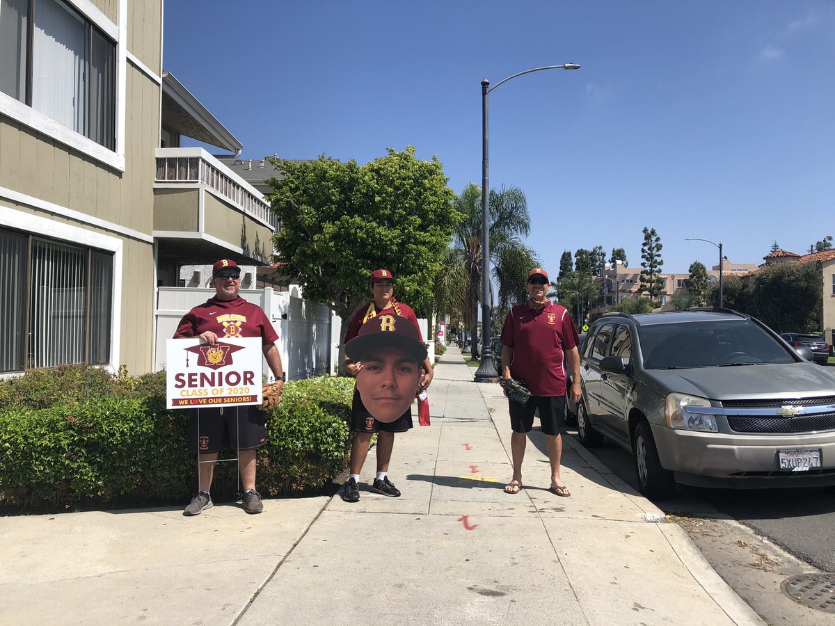 LantermanRo's tweet photo. Wilson Baseball 2⚾️2⚾️ Senior Recognition ♥️🐻💛 https://t.co/lLit2kYf2R