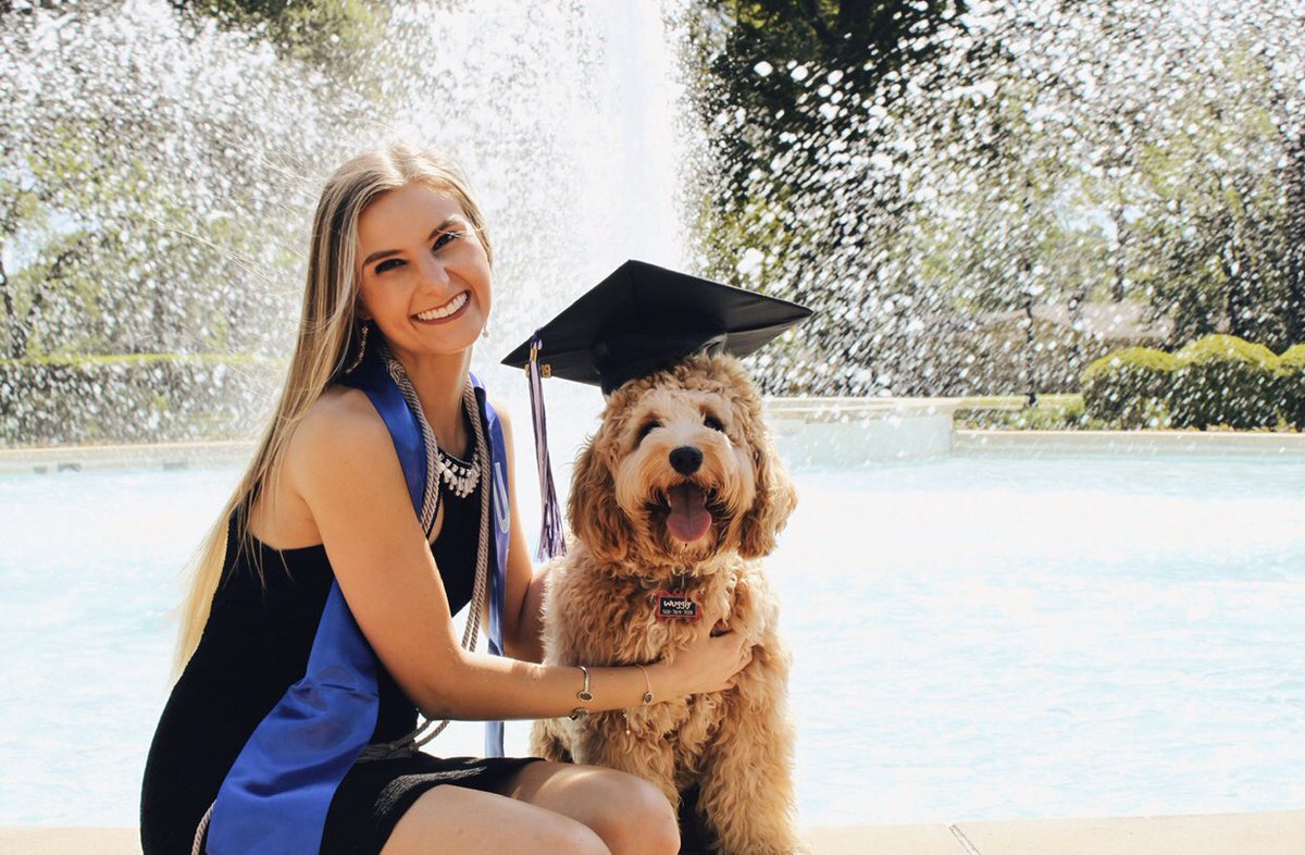 Melodieemoore's tweet photo. I DID IT!🎓💜🎓💜🎓💜🎓💜 I am graduating with highest honors from UCA and will now be attending their graduate program for Speech Language Pathology! Such an honor and I’m so excited to see what the future holds!😍💜🎓😍💜🎓 #heylookmaimadeit https://t.co/bFClzUrdFS