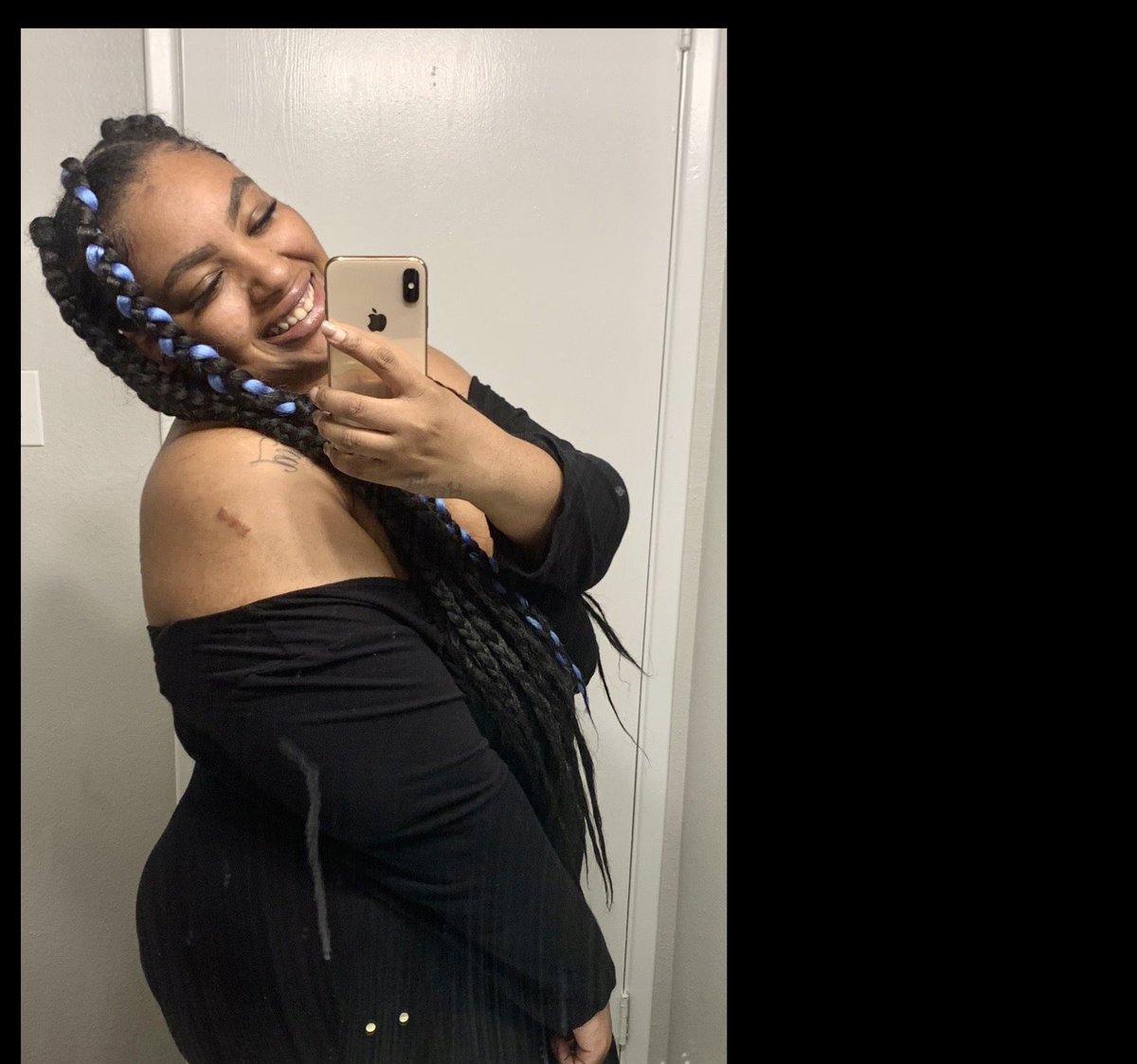 jusnychelle27's tweet photo. It’s a real one birthdaaaaay!!!! #happybirthday to @TheRock and all y’all fellow May 2nd Taurus #Taurus #sheThickThick https://t.co/rP4emzSuDS