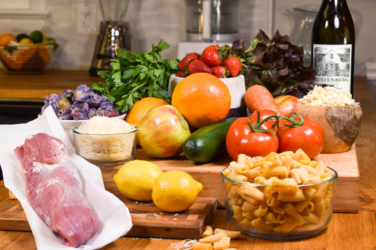 CarpeDCfood's tweet photo. Announcing *DC Delivered* Market Collections!

We've partnered w vendors @unionmarket to curate an awesome collection from your fave UM vendors &amp; combined those w video recipes. In time for Mom's Day, we have a super special collection to kick things off! https://t.co/uFV44nujVg https://t.co/ExHRstah6T