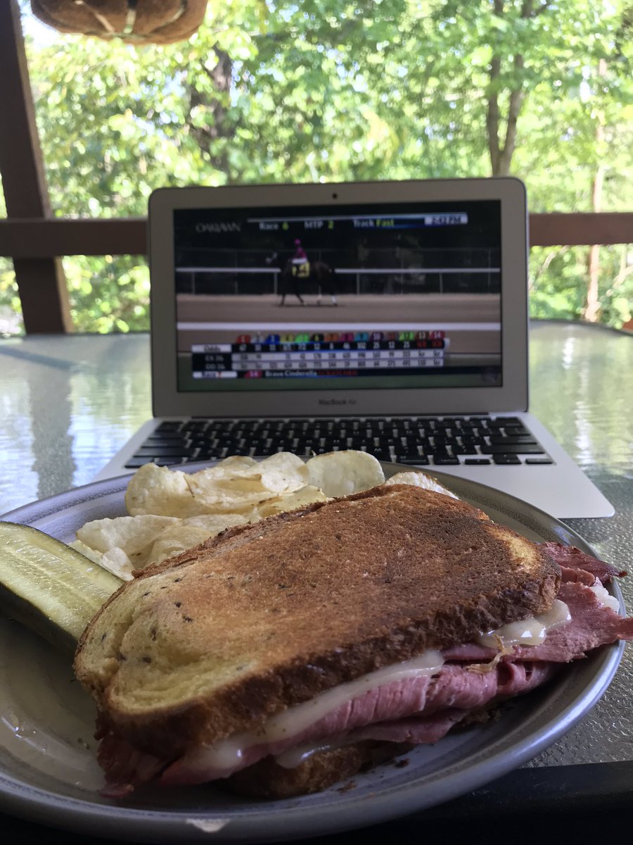 Dsb7582's tweet photo. Cella-brating Arkansas Derby Day by making the best way of my day! #oaklawnracing #ArkansasDerby #cornedbeef @briboo567 https://t.co/B7ZsybNF7m
