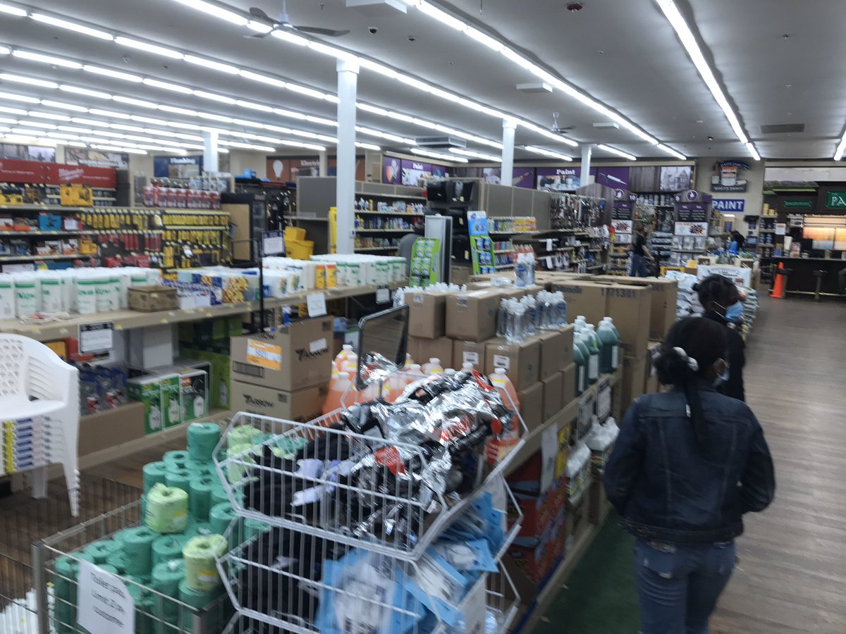 greaterashmont's tweet photo. If anyone #Dorchester or #Mattapan is looking for cleaning supplies or paper goods, Norfolk Hardware has you covered for everything other than wipes. Plenty of hand sanitizer, gloves, cleaners, TP, paper towels, etc. 

12pp limit on sanitizer seems pretty reasonable at the moment https://t.co/oVnpGHm9Qu