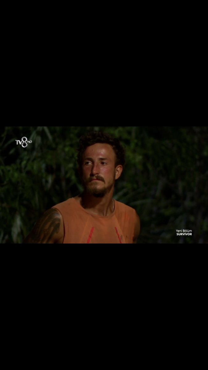 eerrooooooooo's tweet photo. İçinden Mert’e küfür ettiğine yemin edebilirim ama ispatlayamam:) #survivor2020 https://t.co/kdZFpgZBAC