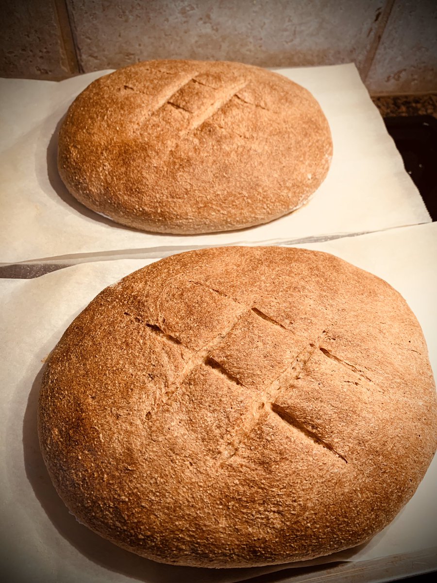 TollingerT's tweet photo. Realizing there’s lots of great science behind bread baking!🤓👩🏼🍳 @RiddleElem @mcleodl @kingarthurflour #fisdelemsci #scienceofbaking #StayHome https://t.co/3VMxo8yWdO