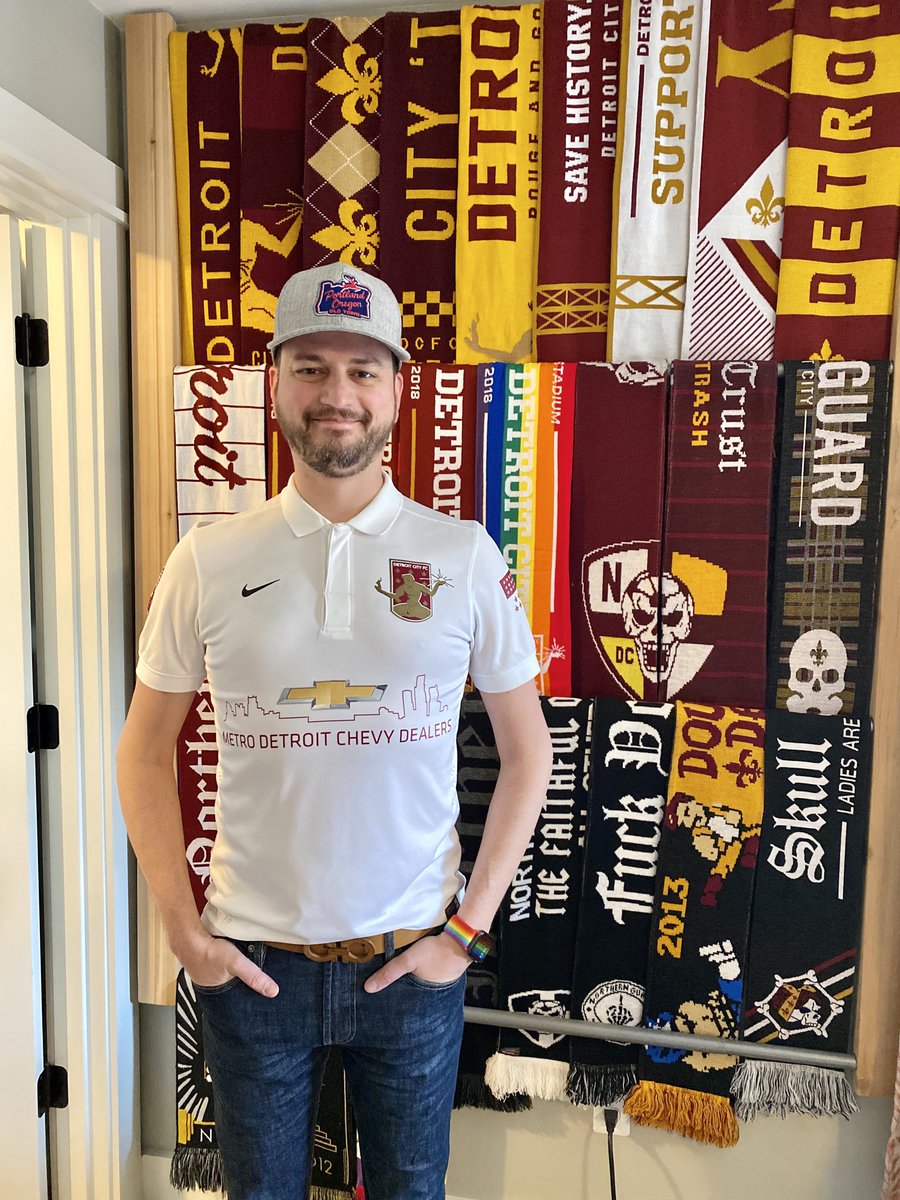 It’s a gorgeous Saturday, and here’s an equally gorgeous 2015 DCFC Away Kit! This was our first collared kit, and was  I’ll admit, I should have gotten a Medium not Small…turns out I’ve gained some weight since then!   #DCTID