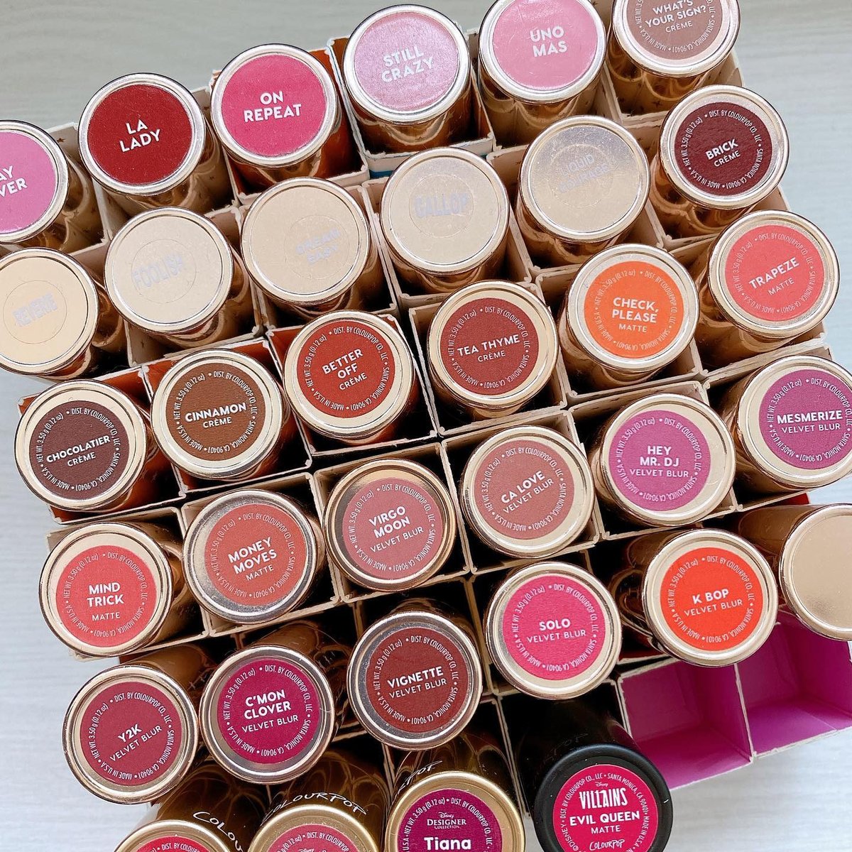 ColourPopCo's tweet photo. Do you own any of these 😍

📸:lilpotatosmakeup https://t.co/FP3yfcn9H6