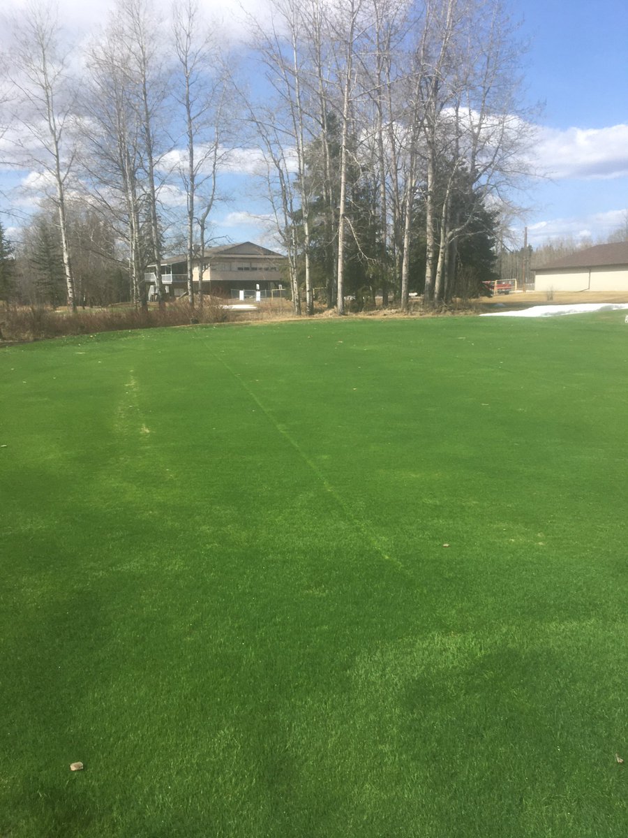 Golf is upon us!! Our course will open Friday May 8th First Tee Time TBD. Online booking will be available Wednesday May 6th @ 12:00pm. More information yet to come so stay tuned!! Can’t wait to see you all!! ⛳️